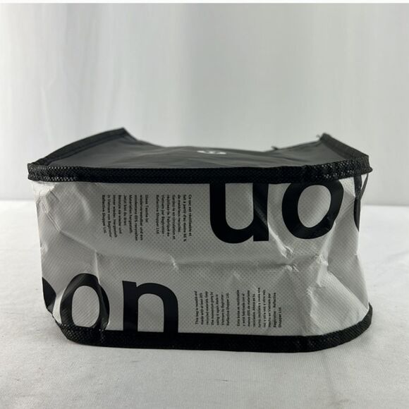 Lululemon  Reusable Shopping Bag Lunch bag waterproof snap close - Picture 4 of 4